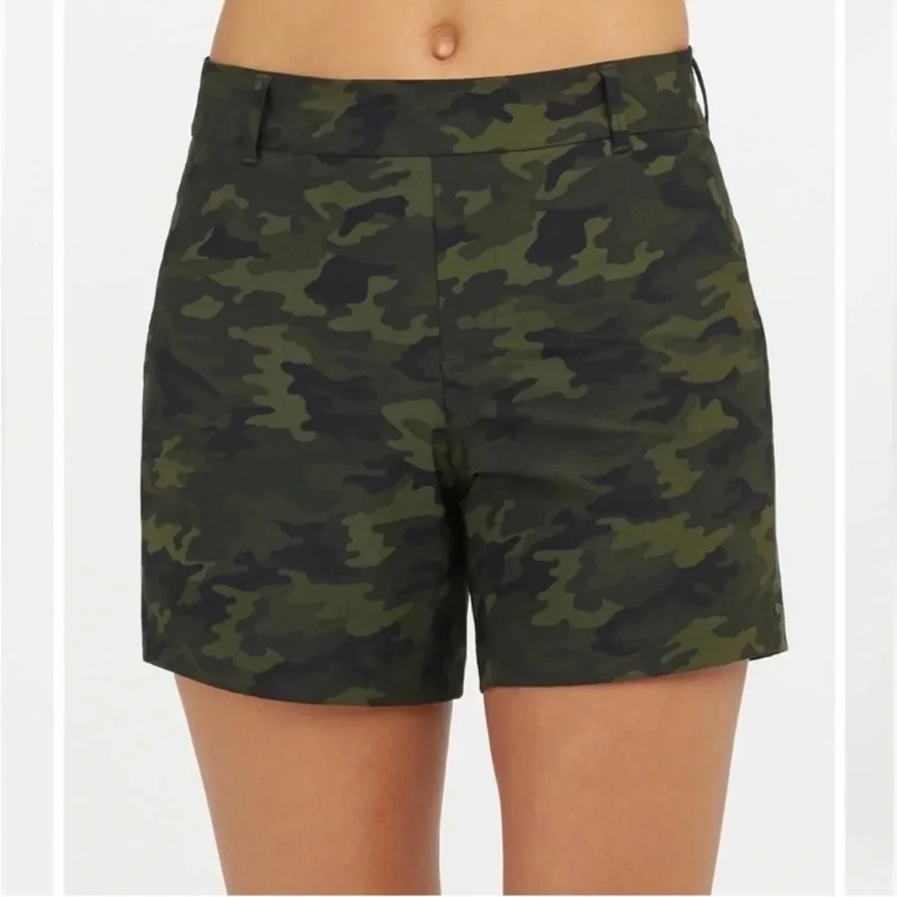 SPANX Sunshine Short 6